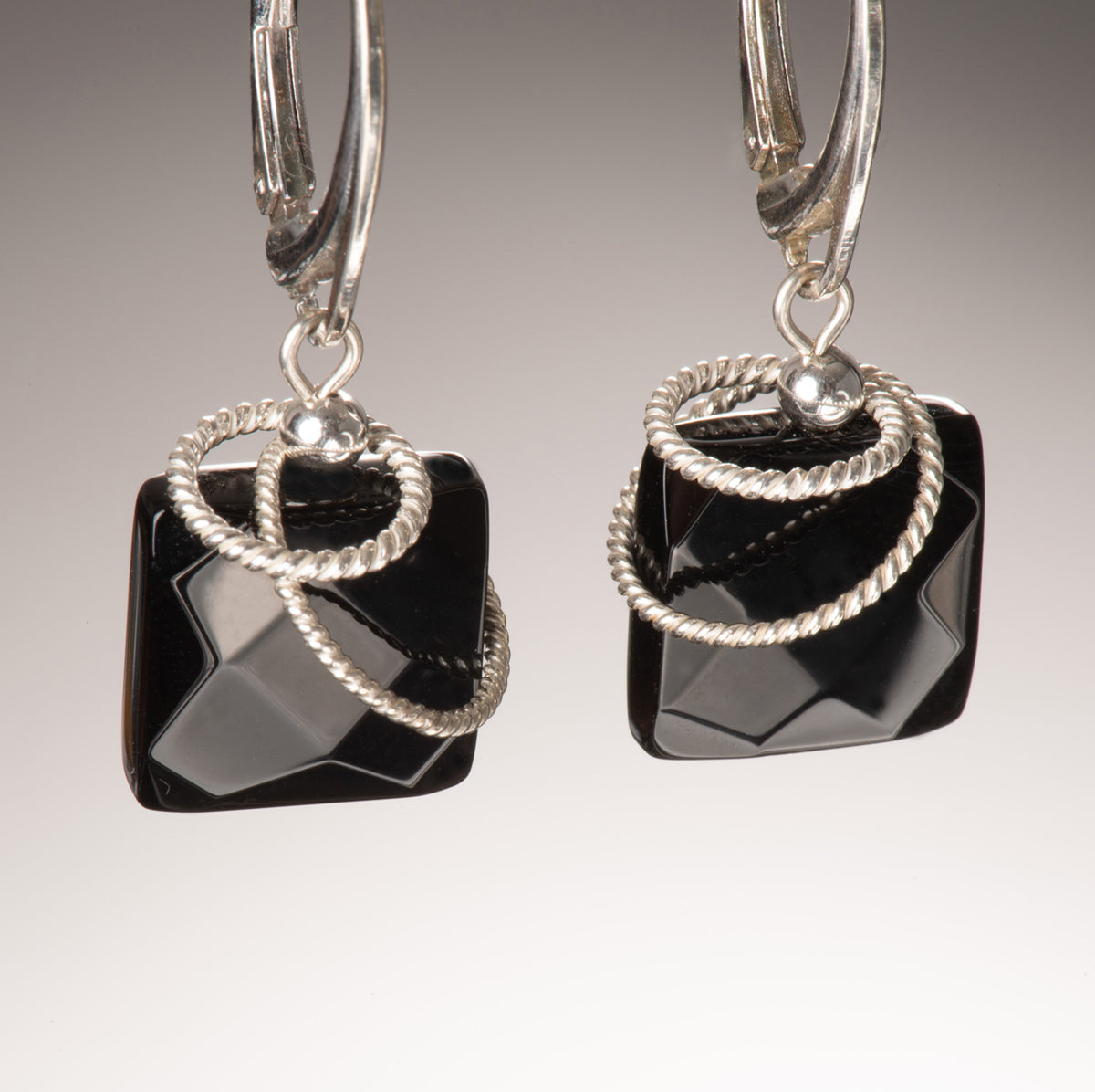 signature & onyx – naomi jewelry